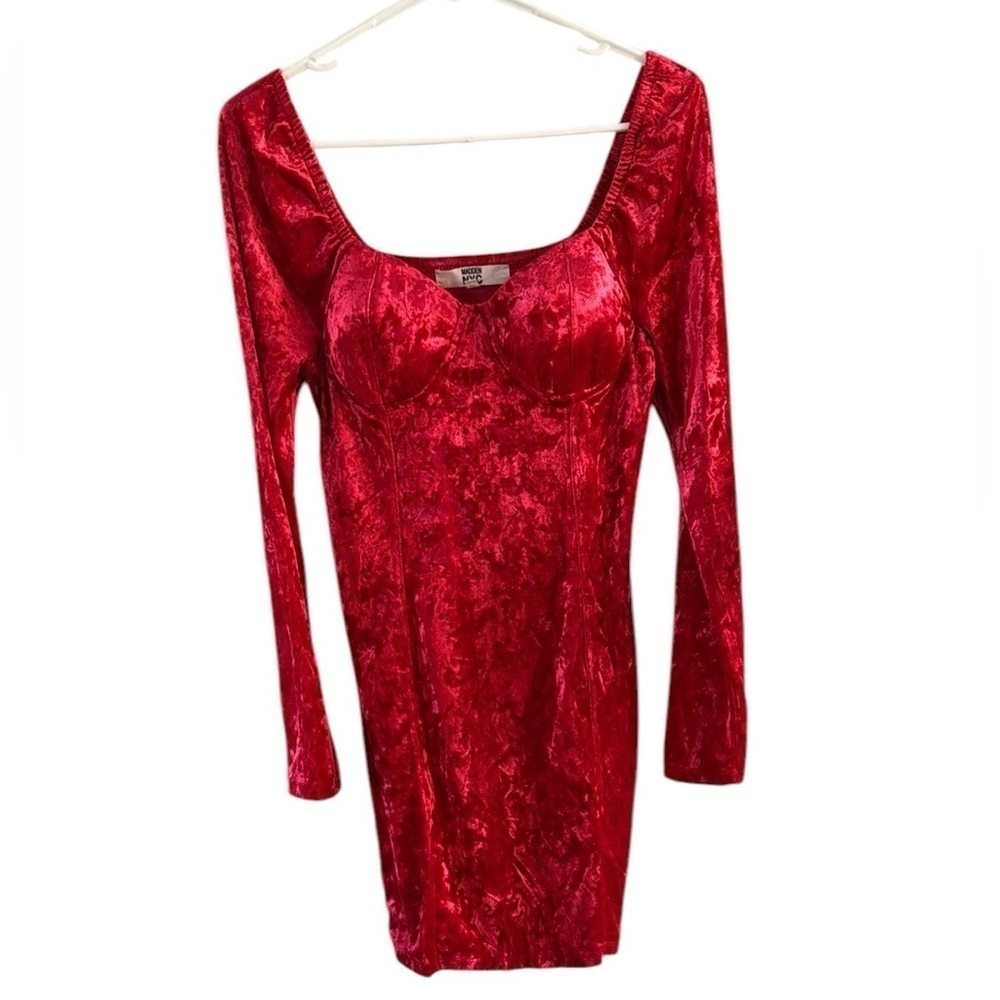 Steve Madden Red Bodycon Valentine Sweetheart Neckline Dress size Medium